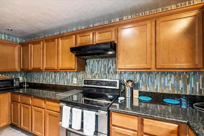 5219 Avenue Q, Galveston, TX 77551 - Photo 5