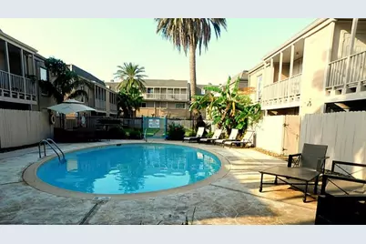 215 Post Office Street #701, Galveston, TX 77550 - Photo 3