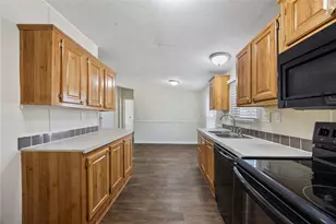 9642 Live Oak Trail, Willis, TX 77318 - Photo 11