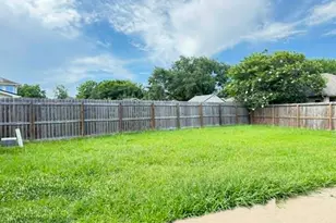4710 Meadowthorn Ct, Friendswood, TX 77546 - Photo 15