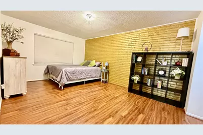 2744 Briarhurst Drive #18, Houston, TX 77057 - Photo 11