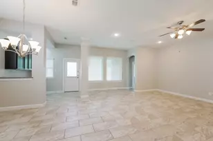 415 Rocky Briar Ct, Richmond, TX 77406 - Photo 5