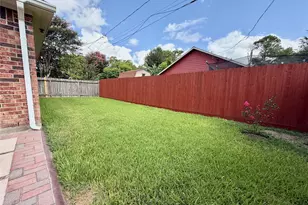 6650 Roberson St, Houston, TX 77085 - Photo 23