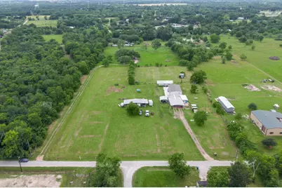 1529 Manak Road, Sealy, TX 77474 - Photo 11