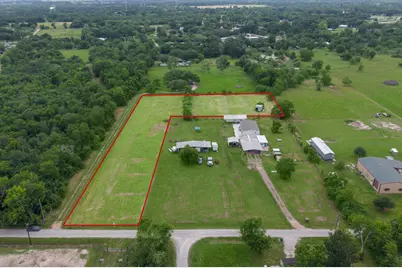 1529 Manak Road, Sealy, TX 77474 - Photo 9