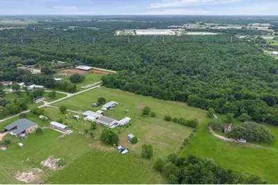 1529 Manak Road, Sealy, TX 77474 - Photo 3