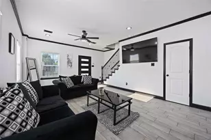 4739 Reed Rd, Houston, TX 77033 - Photo 5