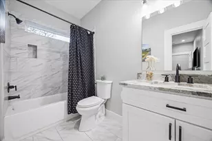 2108 Oatfield Dr, Houston, TX 77018 - Photo 15