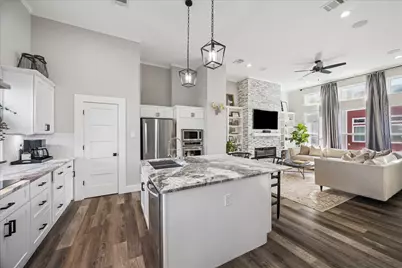 2108 Oatfield Drive, Houston, TX 77018 - Photo 5