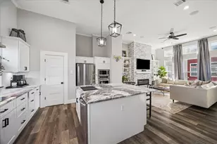 2108 Oatfield Dr, Houston, TX 77018 - Photo 5