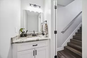 2108 Oatfield Dr, Houston, TX 77018 - Photo 13