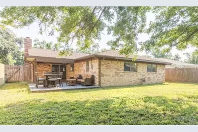 13822 Maisemore Road, Houston, TX 77015 - Photo 9