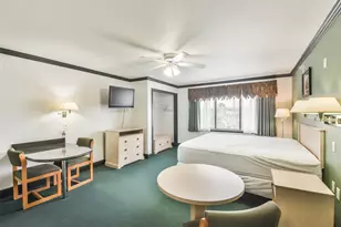 1025 Swanson St, Houston, TX 77030 - Photo 9