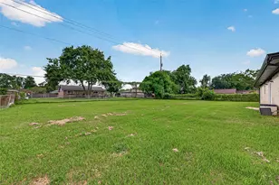 237 Burkett St, Richwood, TX 77531 - Photo 17