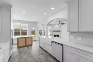 16007 Makayla Dr, Houston, TX 77049 - Photo 5