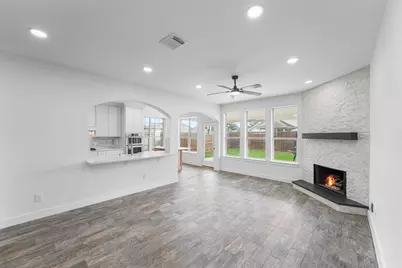 16007 Makayla Drive, Houston, TX 77049 - Photo 9