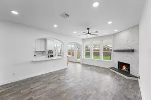 16007 Makayla Dr, Houston, TX 77049 - Photo 9