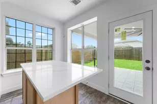 16007 Makayla Dr, Houston, TX 77049 - Photo 7