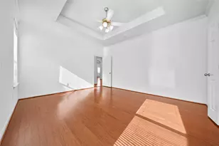 11 Griffin Hill Ct, The Woodlands, TX 77382 - Photo 11