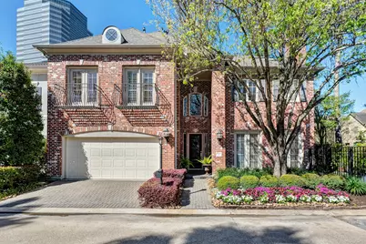 69 Wynden Oaks Drive, Houston, TX 77056 - Photo 1