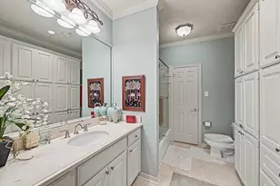 69 Wynden Oaks Dr, Houston, TX 77056 - Photo 23