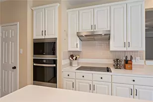 2203 Fairwater Park Dr, League City, TX 77573 - Photo 17