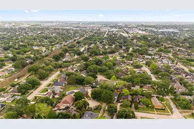 8007 Suspiro Drive, Houston, TX 77083 - Photo 23