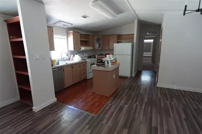 172 Walters Street, Livingston, TX 77351 - Photo 9