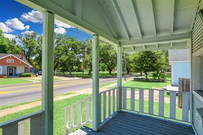 523 E Mulberry Street, Angleton, TX 77515 - Photo 3