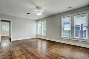 523 E Mulberry St, Angleton, TX 77515 - Photo 11