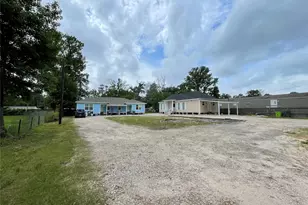 21882 Russell Dr, New Caney, TX 77357 - Photo 5