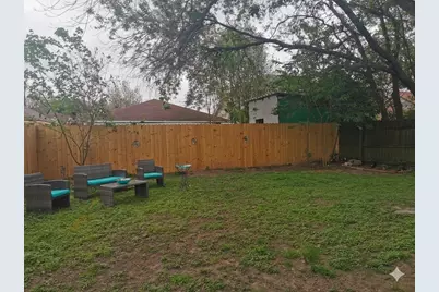 916 Littleport Lane, Channelview, TX 77530 - Photo 11