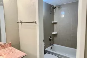 6701 Sands Point Dr, Houston, TX 77074 - Photo 15