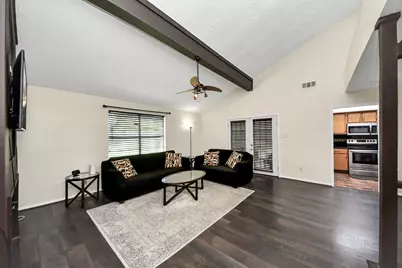 16338 Hunting Dog Court, Houston, TX 77489 - Photo 3