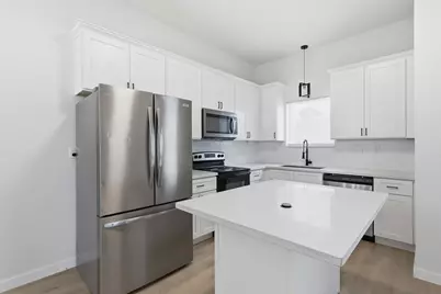405 Clearwater Street #B, Houston, TX 77029 - Photo 9