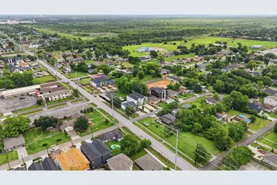 405 Clearwater Street #B, Houston, TX 77029 - Photo 23
