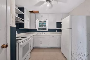 3500 Brooks, Bay City, TX 77414 - Photo 9