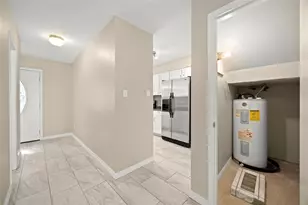 1539 Ramada Dr, Houston, TX 77062 - Photo 11