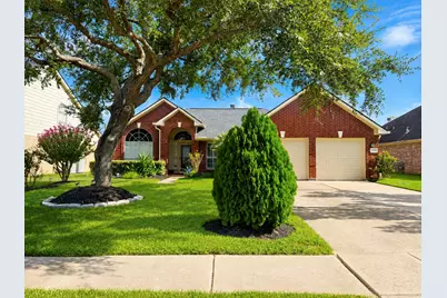 1810 Quiet Hollow Drive, Fresno, TX 77545 - Photo 1