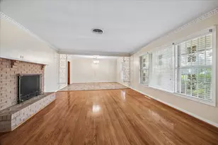 3715 Woodvalley Dr, Houston, TX 77025 - Photo 7