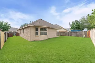 6714 Claire Brook Dr, Richmond, TX 77407 - Photo 5