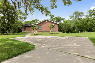 5366 Appleblossom Lane, Friendswood, TX 77546 - Photo 5