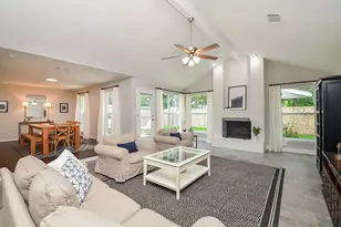 1754 Carriage Way, Sugar Land, TX 77478 - Photo 9