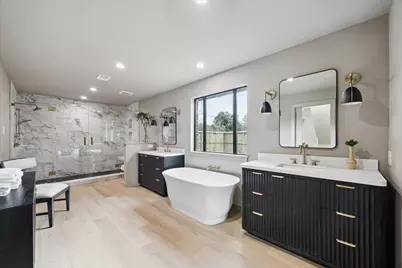 10402 Raritan Drive, Houston, TX 77043 - Photo 15