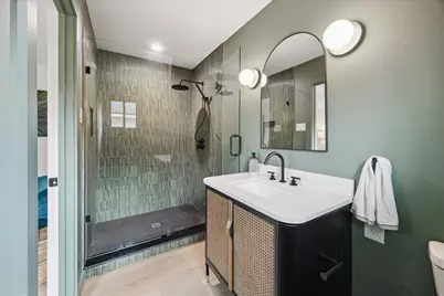 10402 Raritan Drive, Houston, TX 77043 - Photo 23