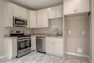 5530 Hirondel St, Houston, TX 77033 - Photo 15