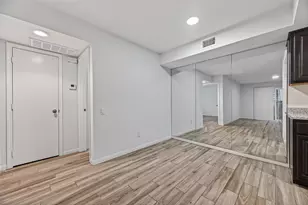 1880 White Oak Dr, Houston, TX 77009 - Photo 11