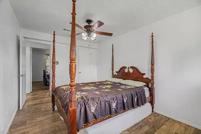203 Hickory Street, Lake Jackson, TX 77566 - Photo 17