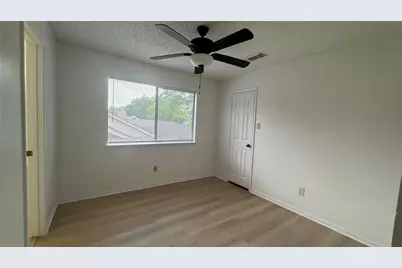 9826 Chiselhurst Drive, Houston, TX 77065 - Photo 15