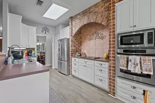 919 Huckleberry, Village Mills, TX 77663 - Photo 11